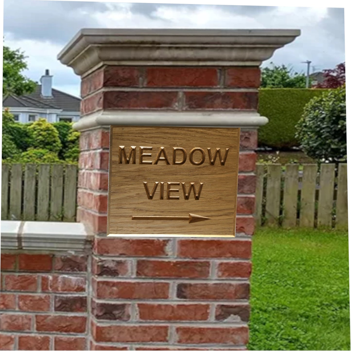 Prime grade oak 211mm x 211mm - COUNTY HOUSE SIGNS
