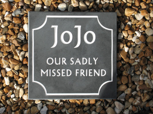 Slate 150x150mm Pet Memorial Plaque - COUNTY HOUSE SIGNS