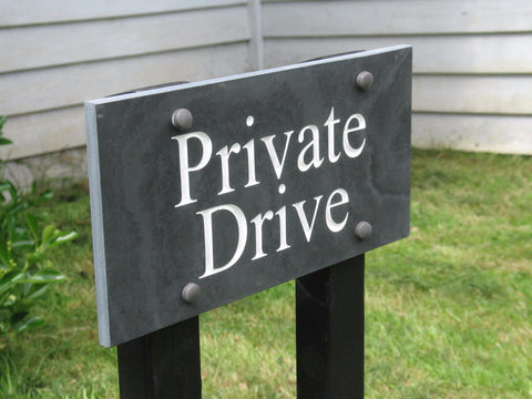 (W)200mm (H)100mm x (8"x 4")-Slate Sign using Times New Roman font.-Free artwork-Free delivery-Free plugs & screws . (Excludes cost of posts) - COUNTY HOUSE SIGNS